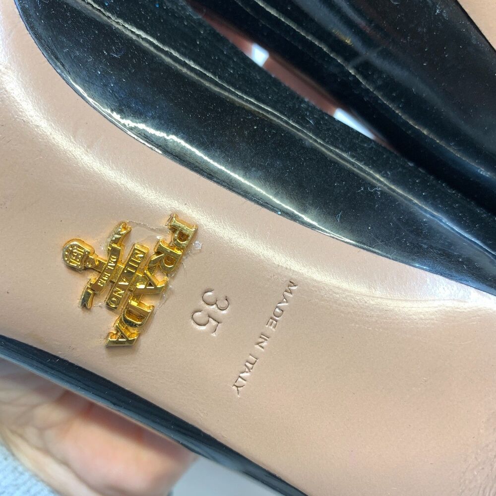 PRADA Milano Womens Size 35 US 5 Bow Pumps Shoes Patent Leather Slip On - Picture 9 of 10